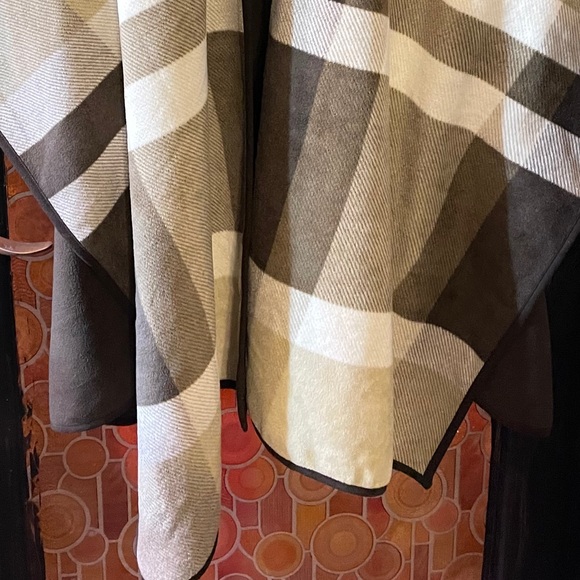 🥰Woolrich blanket-coat, soft, WARM! Beautiful!!! - Picture 2 of 8